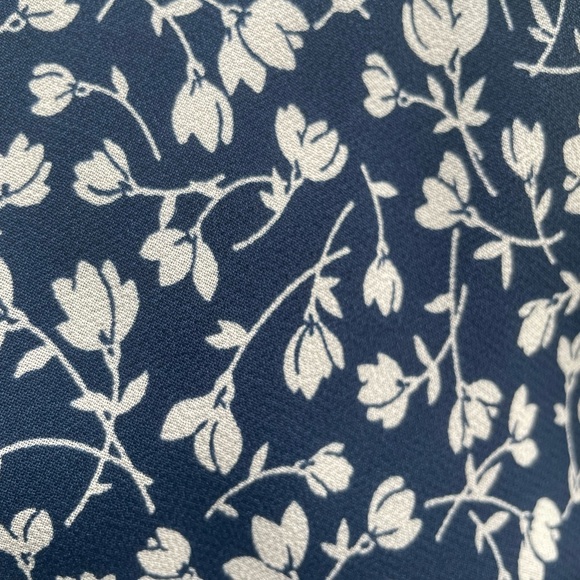 SALE👗50% OFF! Reformation Loulou dress - Picture 6 of 12